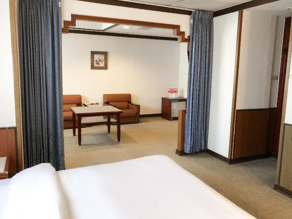 Guide Hotel Changhua Jhongjheng Экстерьер фото