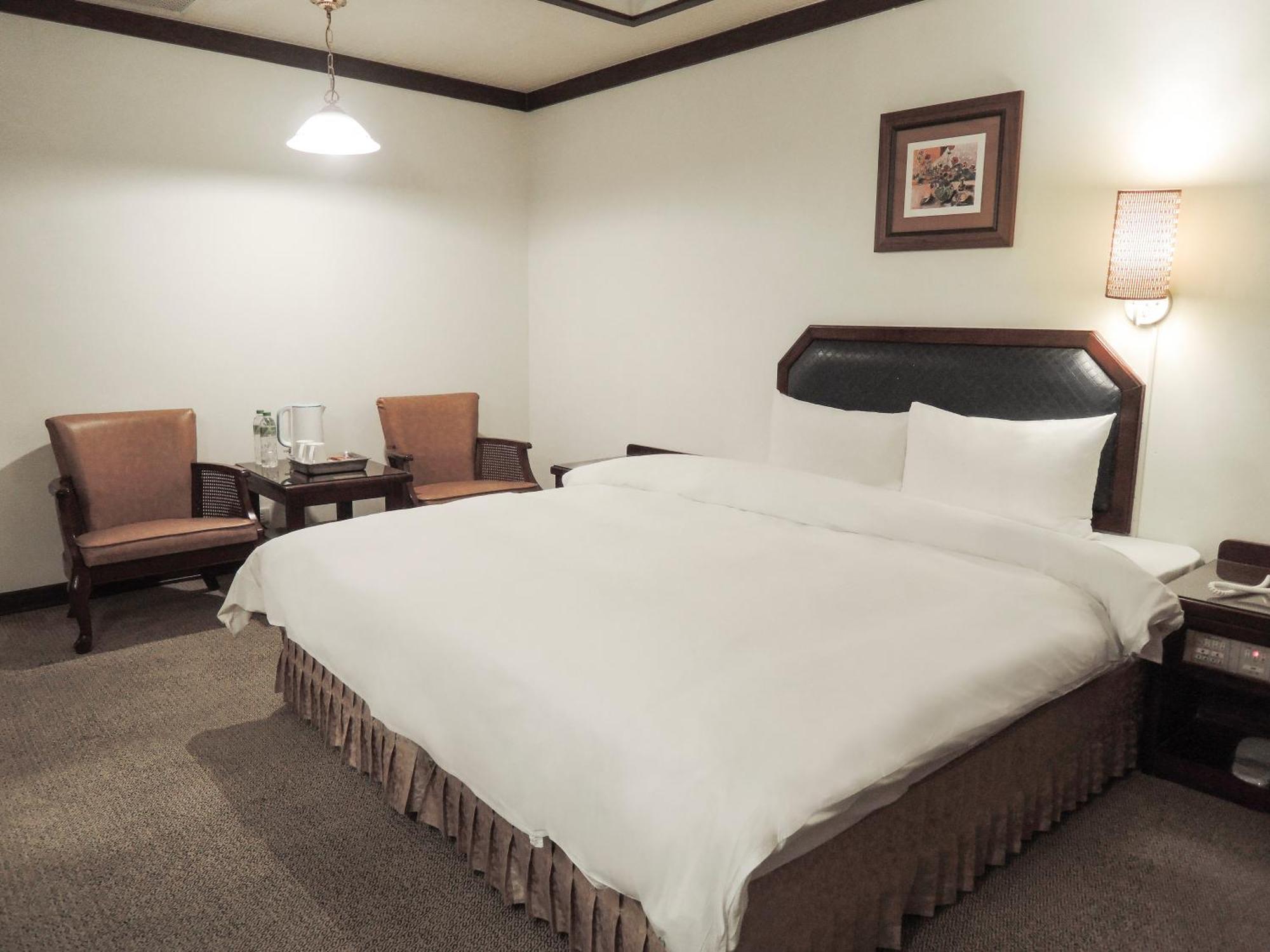 Guide Hotel Changhua Jhongjheng Экстерьер фото